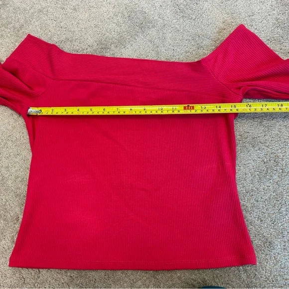 Guess Amelia Off Shoulder Fitted Ribbed Top In Fruit Punch Pink Sz L NWT - Picture 8 of 11
